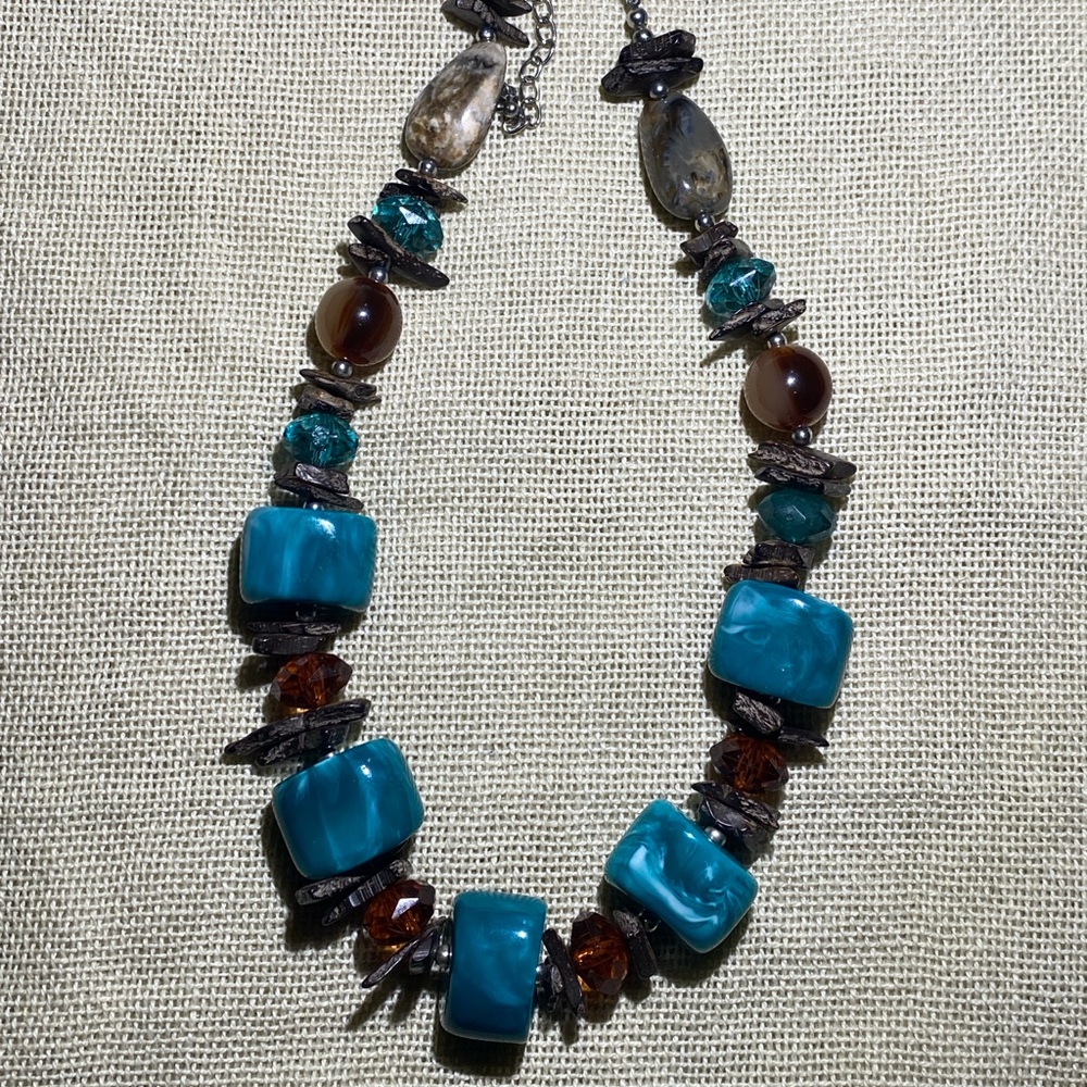 Elegant Turquoise and Brown Beaded Necklace